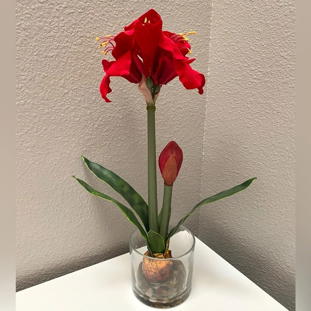 Nearly Natural Amaryllis w/Round Vase
